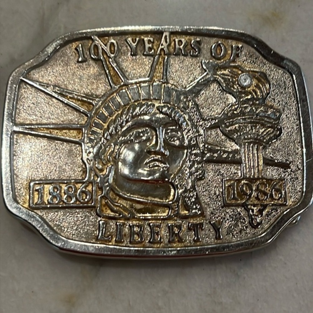 Statue of Liberty Metal Belt Buckle 100 Years of Liberty 1886-1986 w Rhinestone